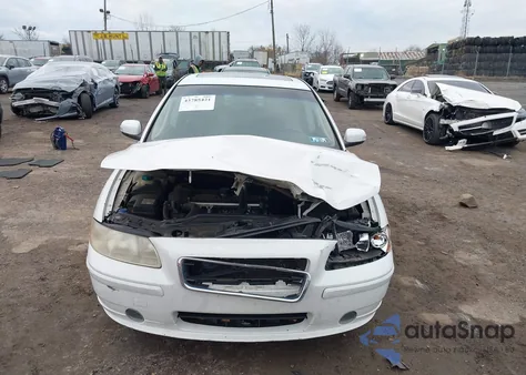 2009 Volvo S60 2.5T/2.5T Special Edition from USA, damaged, VIN YV1RS592692738044